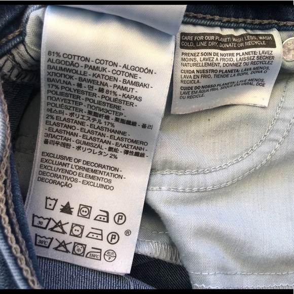 Levi’s shorts - Picture 5 of 5